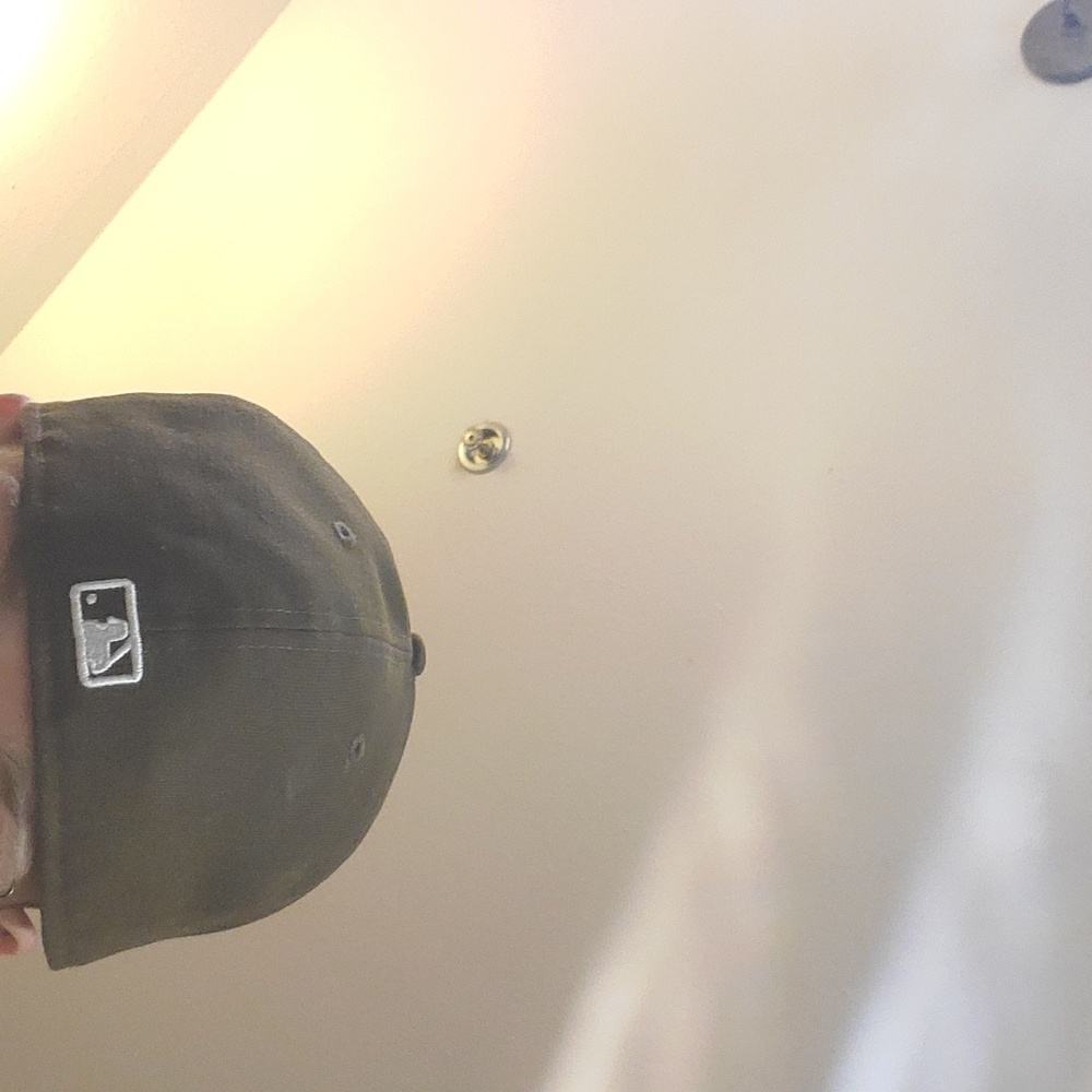 NEW ERA 51FIFTY Cap Brown White NY Baseball Hat Size 7 1/4 Genuin Merchandise - Picture 10 of 10